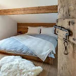 Hébergement de vacances Paradiesli By Interhome Praz (Graubunden)